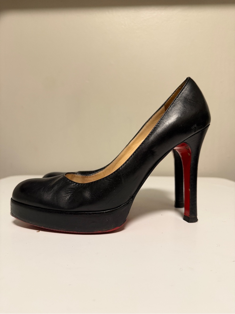 Christian Louboutin Bruges Platform Pumps Black Leather EU 39 US 9 UK 6